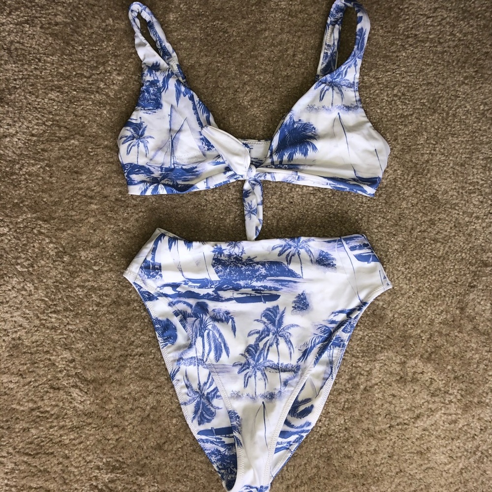 Show Me Your MuMu bikini set
